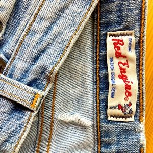 Red Engine size 27 crop jeans. Distressed.
